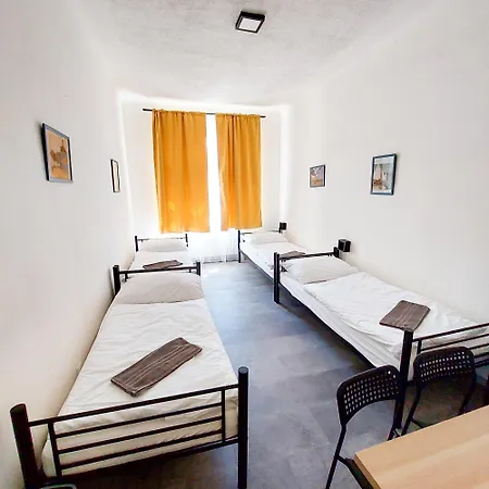 Traveller's F1 U Vystaviste *