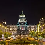 Traveller's F1 U Vystaviste Homestay szállás